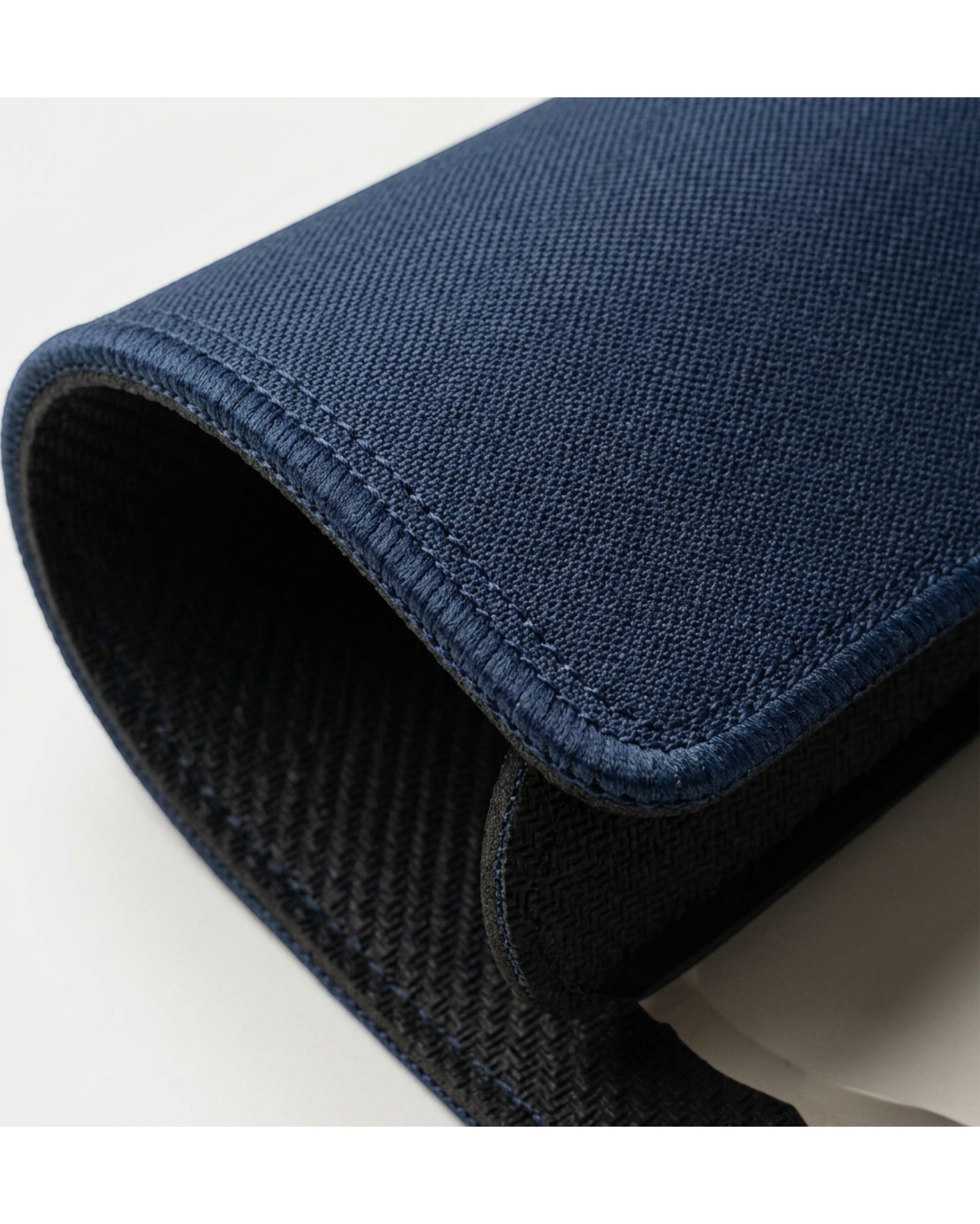 Bwkxg Extended Micro-Weave Desk Mat 850 x 350 mm Navy - Detail view
